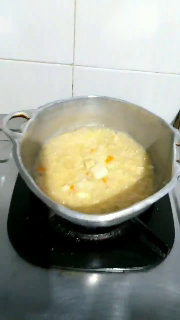 Foto langkah ke 5 dari resep Bubur Telur Ayam Kampung (Menu MPASI 4 bintang).