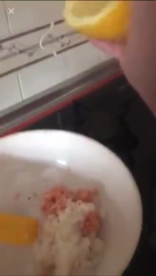 Foto del paso 4 de la receta: Hamburguesa con salmón