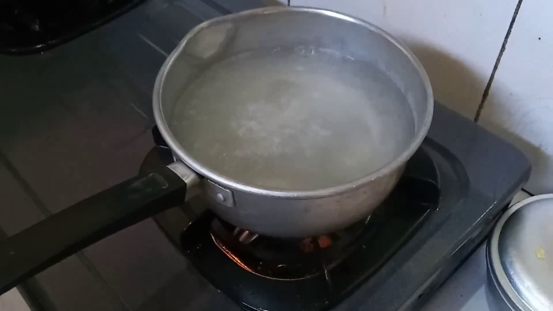 Foto langkah ke 2 dari resep Sayur jantung pisang/ jukut pusuh khas Bali.