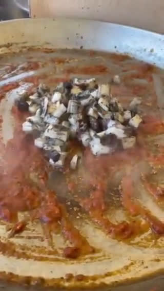 Foto del paso 5 de la receta: Fideos rosejats de gamba roja