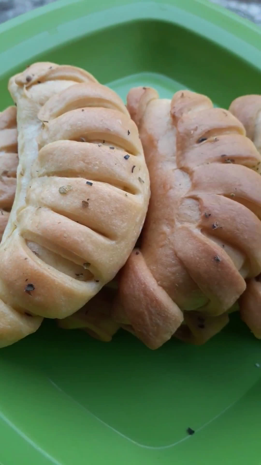 Foto langkah ke 10 dari resep Donat Panggang Empuk isi Ragout.