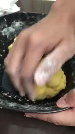 Foto langkah ke 1 dari resep KLEPON UBI CILEMBU 🍠❤️.