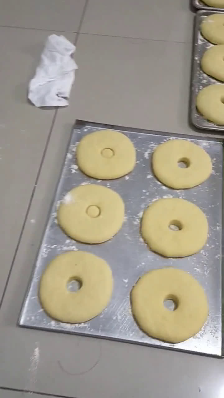 Foto langkah ke 5 dari resep Donat kentang.