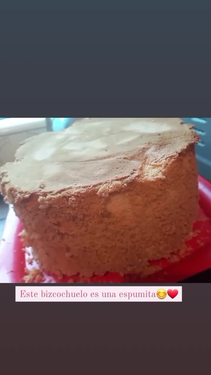 Foto del paso 8 de la receta: Bizcochuelo súper rico, alto y esponjoso y sin TACC