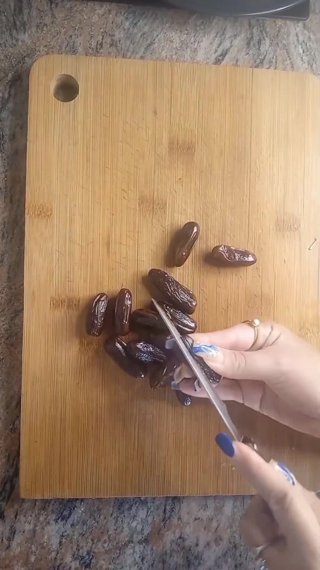 Foto del paso 1 de la receta: Dátiles con Bacon 🥓