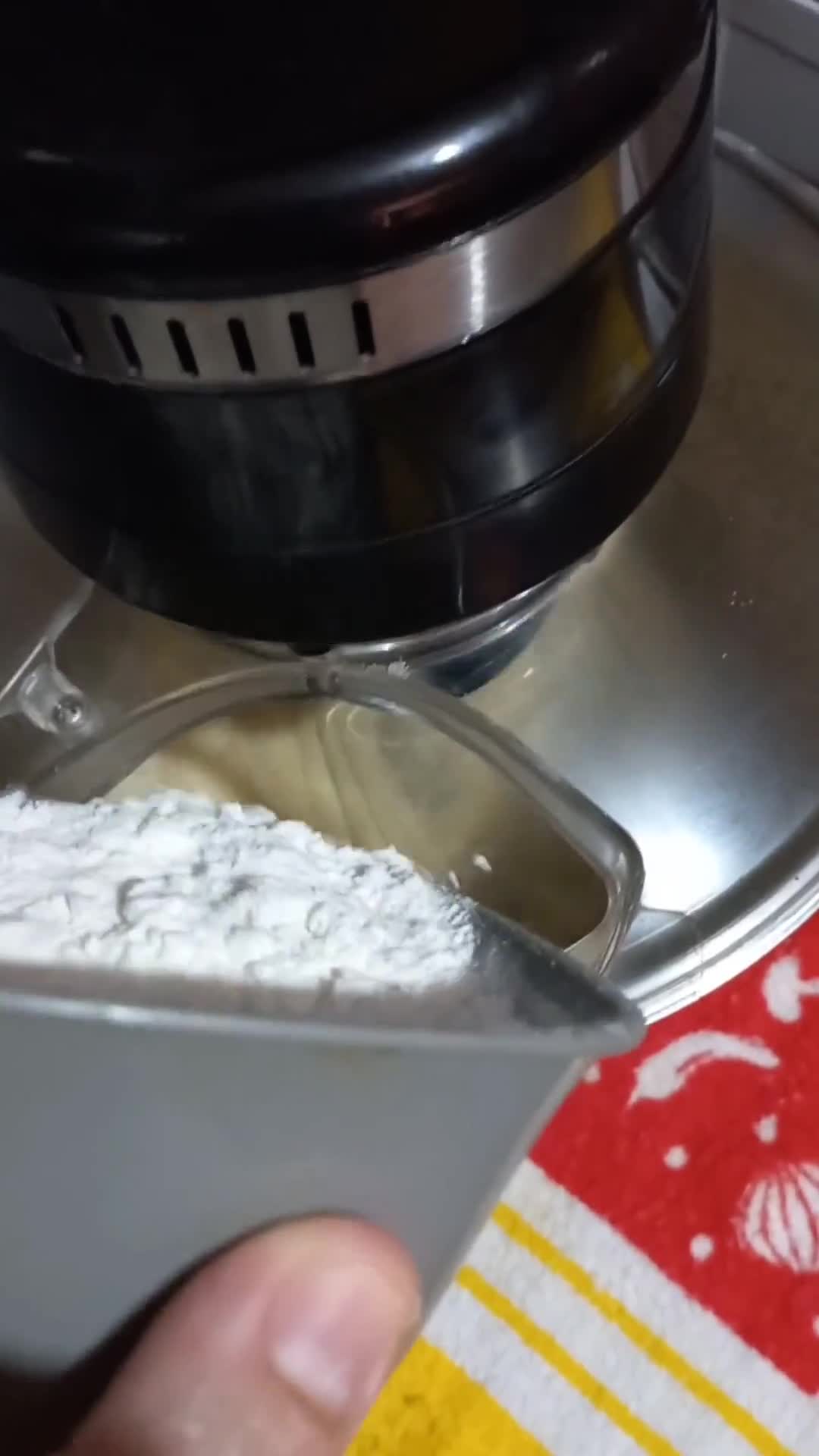 Foto del paso 2 de la receta: Budín de Dulce de Batata🍠 con Chocolate🍫