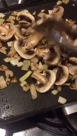 Foto del paso 3 de la receta: Hongos salteados a la Indonesa
