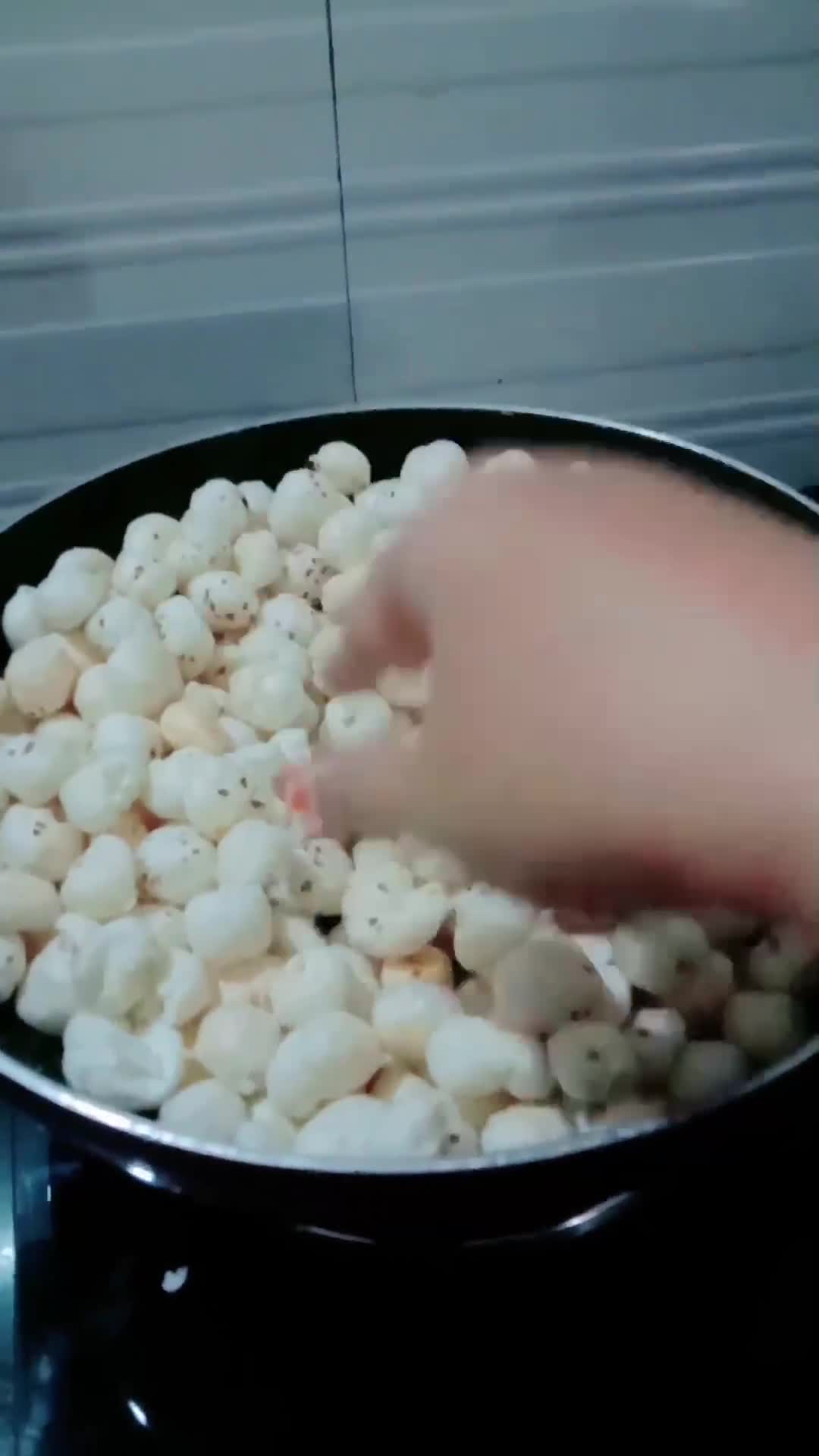 मखाना लड्डू(makana laddu recipe in hindi) रेसिपी चरण 1 फोटो