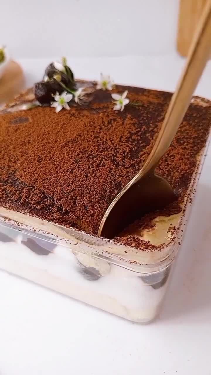 Foto langkah ke 11 dari resep Tiramisu Boba Dessert Box.