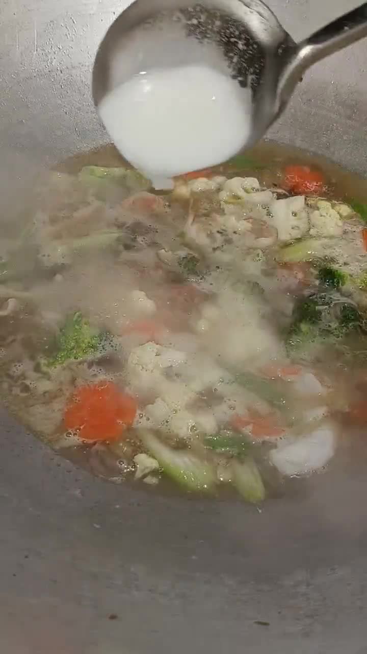 Gambar langkah 3 resipi Kuey Teow Kungfu.