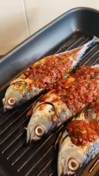 Gambar langkah 2 resipi Cencaru Sumbat Sambal.