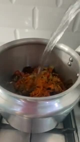 صورة لخطوة 5 من وصفة ارز بخاري باللحم