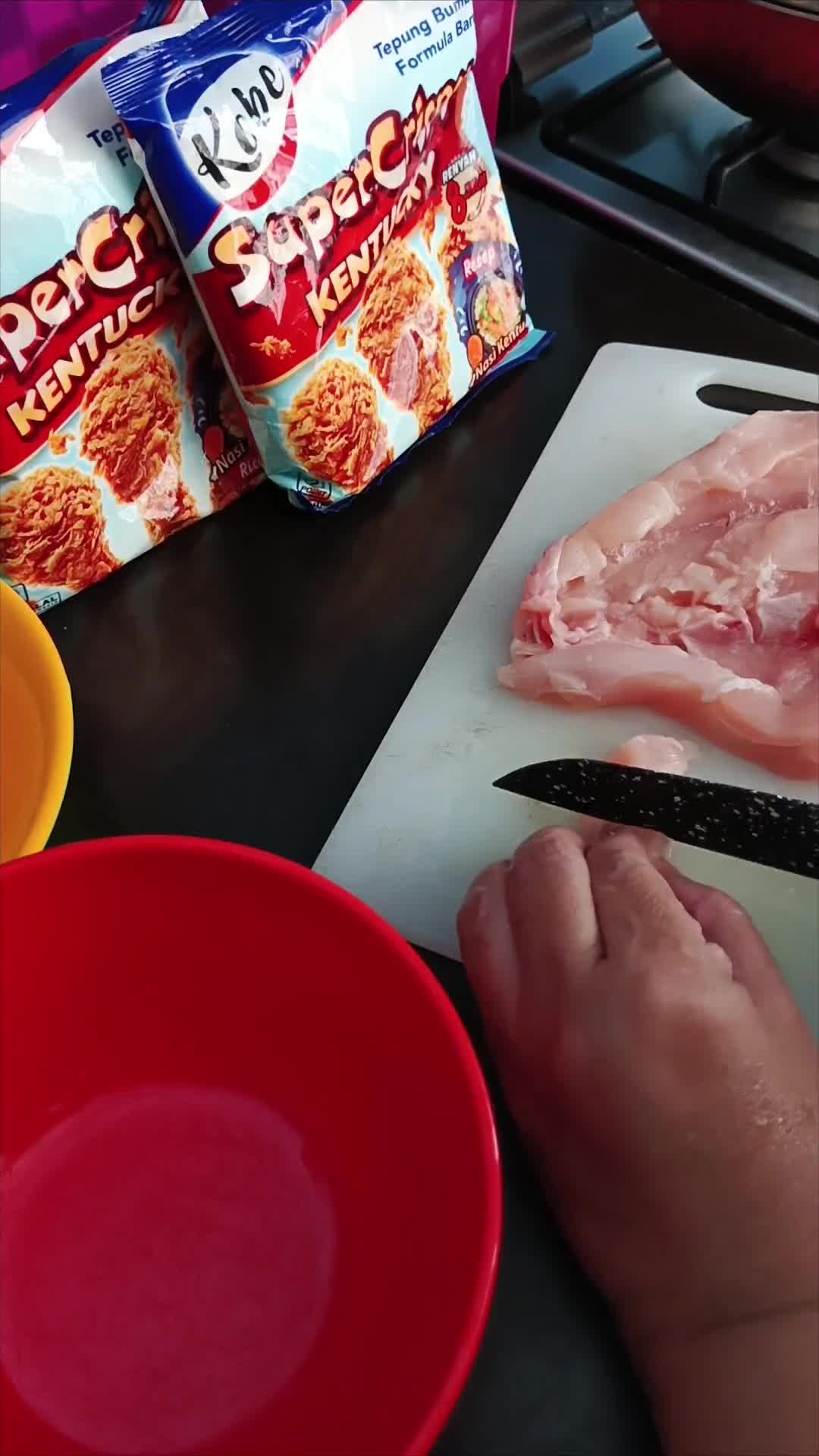 Foto langkah ke 1 dari resep Ayam Popcorn BonCrispy.