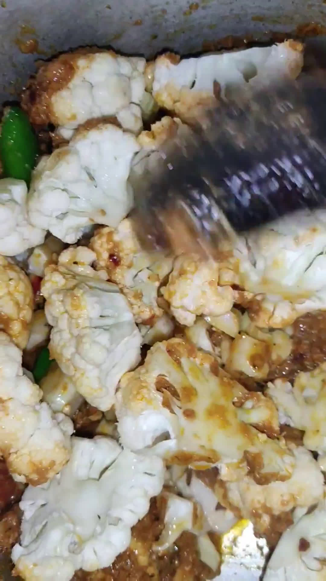 A picture of step 5 of Three Spices Chicken Boneless And Gobhi (cauliflower).