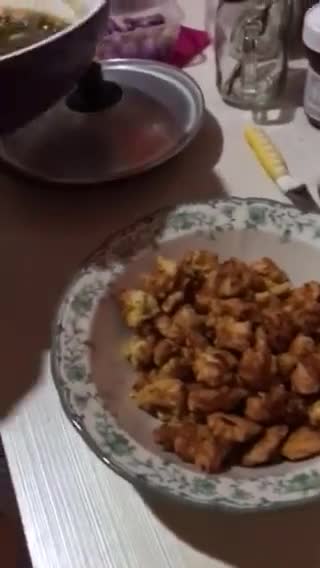 Foto langkah ke 6 dari resep Ayam Goreng Tepung Saus Lada Hitam.