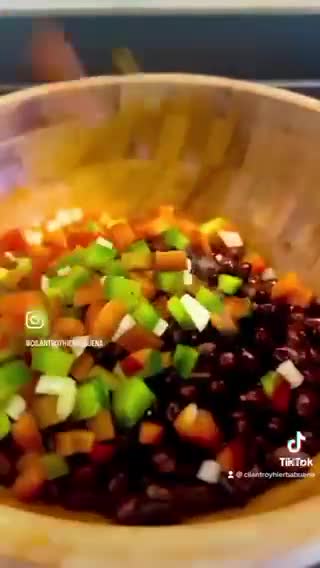 Foto del paso 2 de la receta: Boniato relleno de ensalada de frijoles