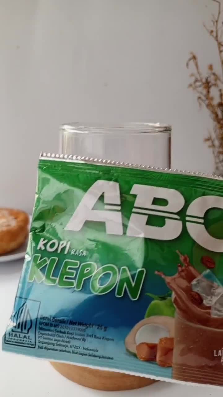 Foto langkah ke 1 dari resep Es Kopi Klepon.