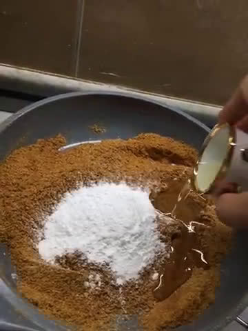 صورة لخطوة 2 من وصفة الحلى الأصفر