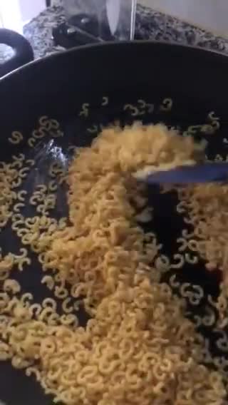 Foto del paso 12 de la receta: Fideuá con merluza