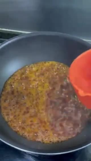 Gambar langkah 2 resipi Kek Gula Hangus.