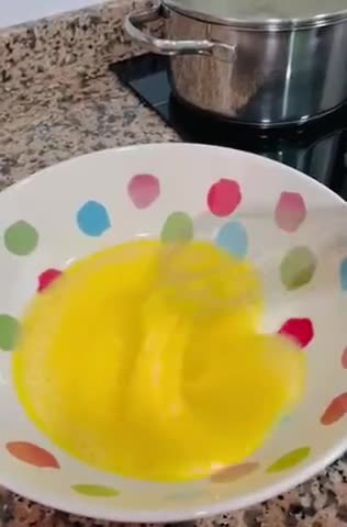 Foto del paso 1 de la receta: Torrijas de tiramisú 🍞 ☕️