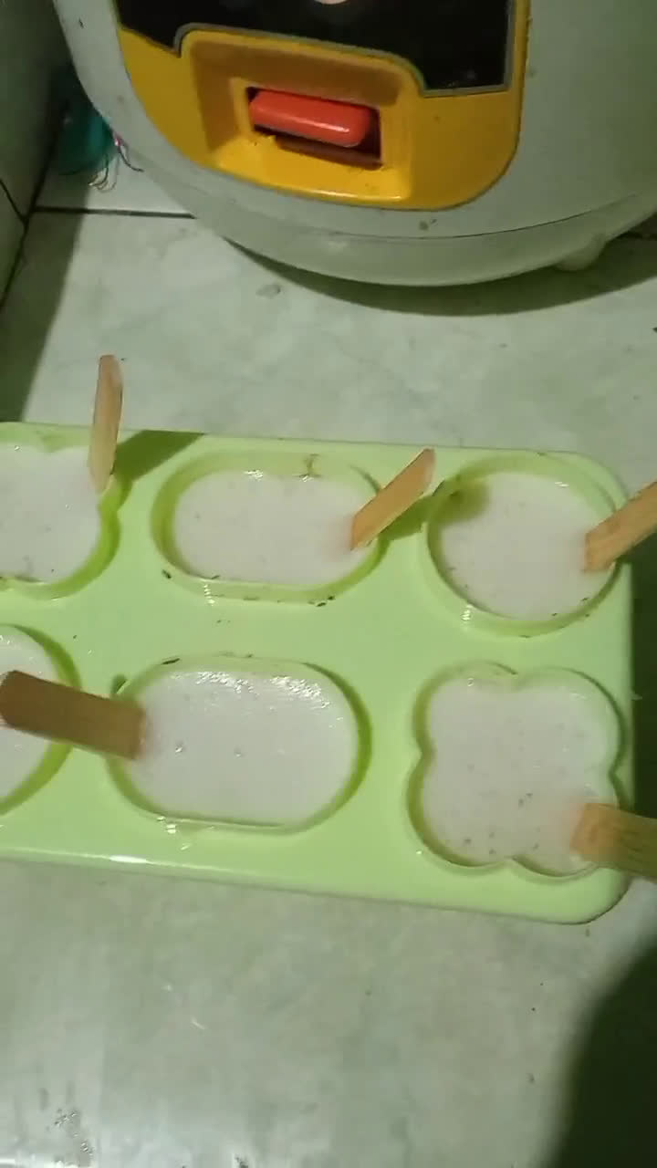 Foto langkah ke 2 dari resep Puding coklat kelapa.