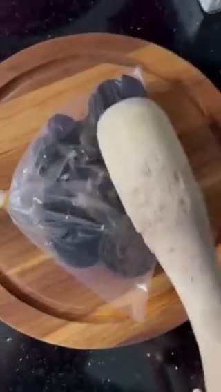 Hình bước làm 1 của món Cheesecake chanh dây không khuôn không lò