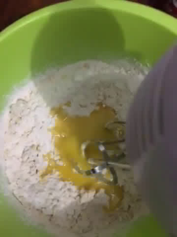 Foto langkah ke 2 dari resep Pizza Mini.