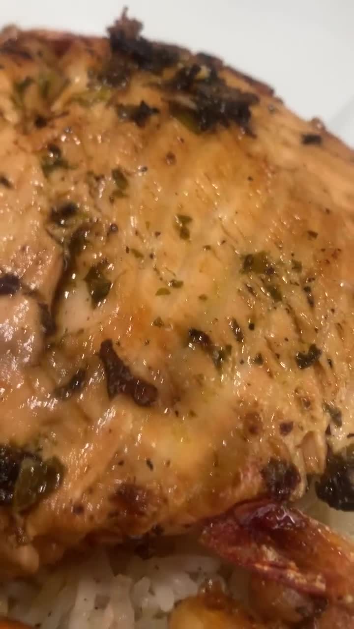 Foto del paso 8 de la receta: "Salmón a la mexicana con vinagreta de cilantro"