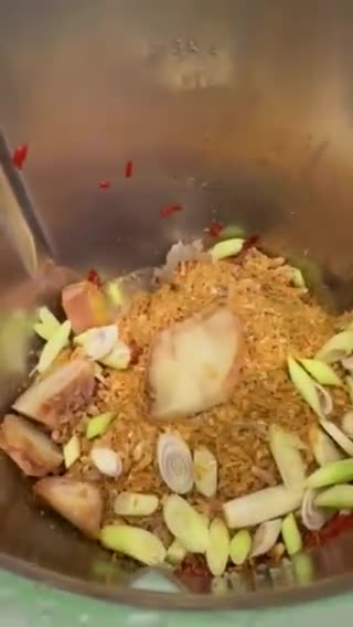 Gambar langkah 3 resipi Mee Jawa Daging & Udang.