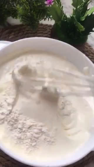 صورة لخطوة 4 من وصفة جينواز الميرانغ مضمونة النجاح 👌