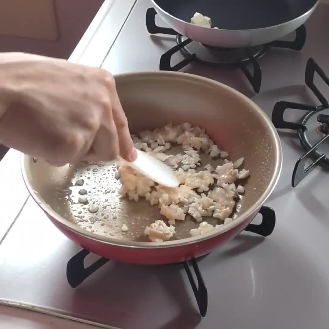 ヤムさん家の普通のオムライス作り方1写真