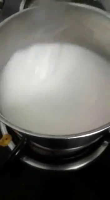 गरम कॉफी (Hot coffee in marathi recipe) रेसिपी स्टेप 4 फोटो 
