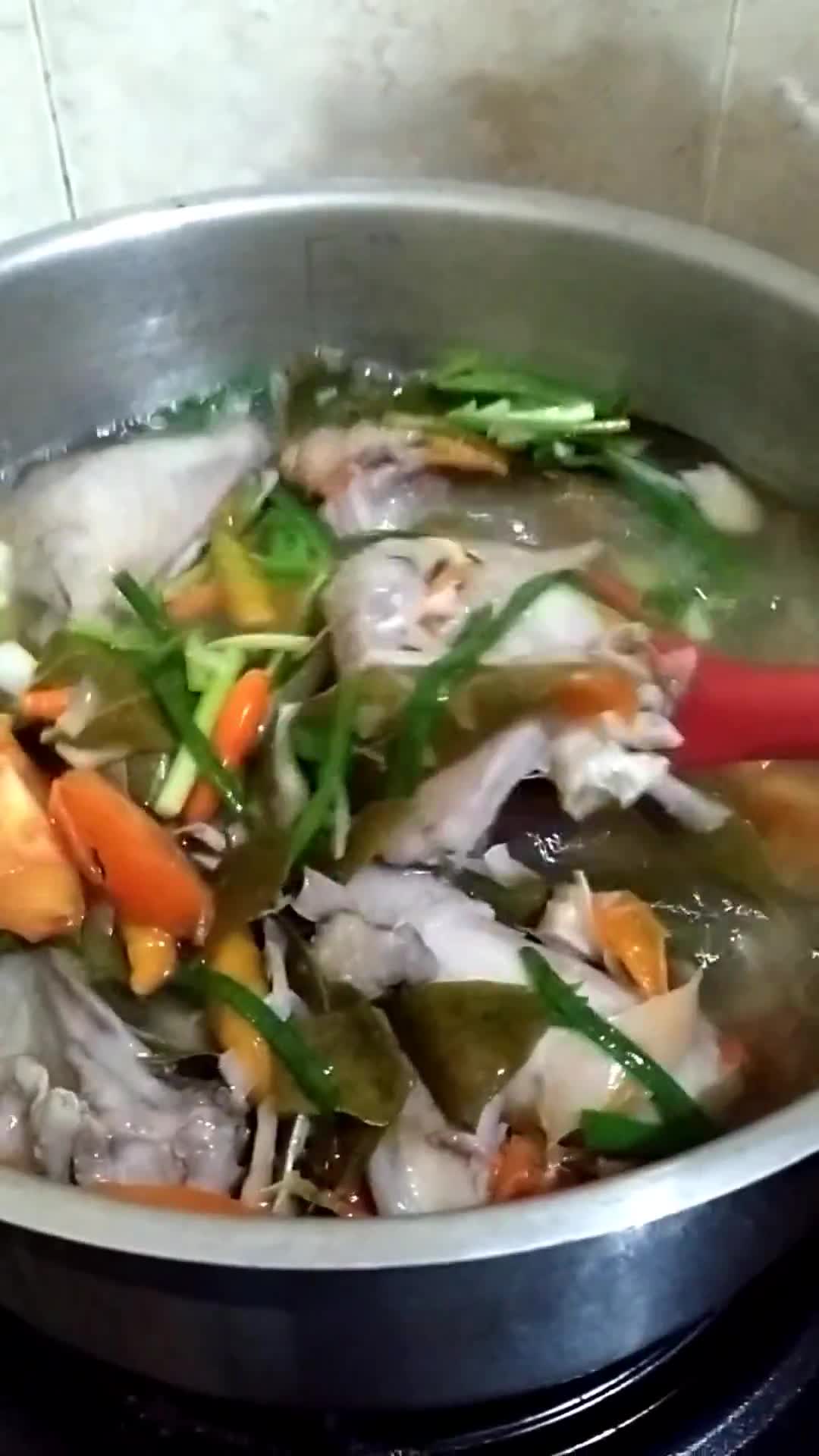 Foto langkah ke 5 dari resep Uyah Asem Banyuwangi/ Ayam Kesrut.
