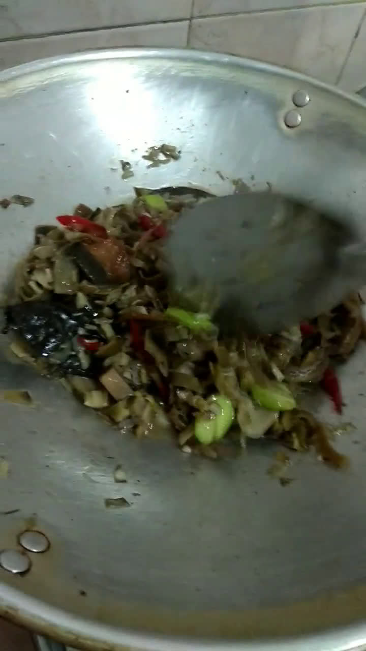 Foto langkah ke 5 dari resep Tumis Jantung Pisang.