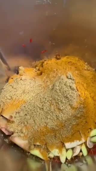 Gambar langkah 3 resipi Mee Jawa Daging & Udang.