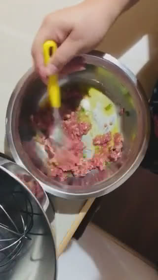 Foto del paso 2 de la receta: Hamburguesita carne molida