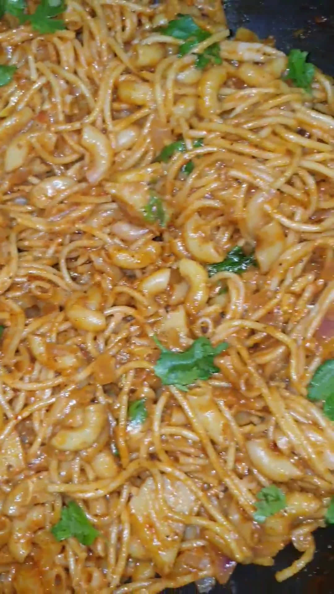A picture of step 3 of Leftover macaroni spaghetti in tomato creamy sauce.