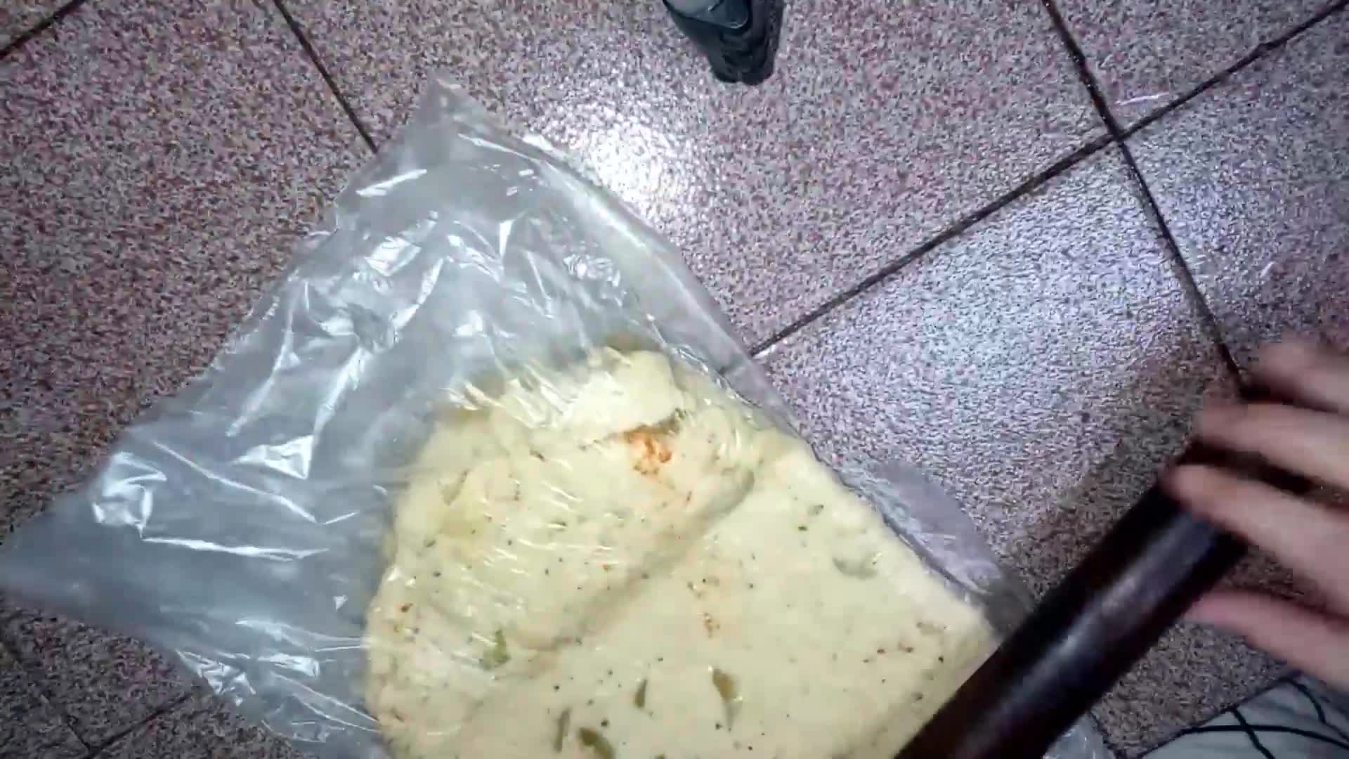 Foto del paso 6 de la receta: Galletitas de queso y aceitunas