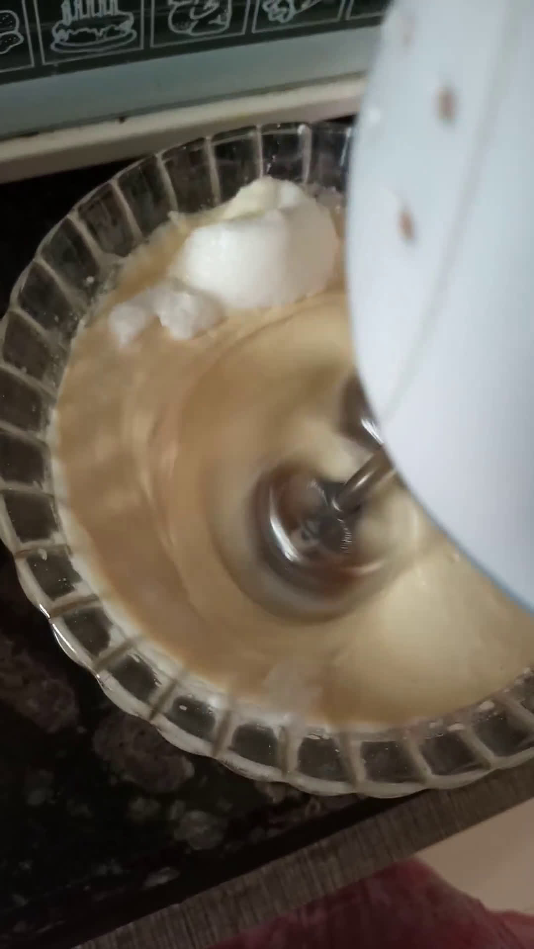 A picture of step 5 of Waffle with Ice cream.