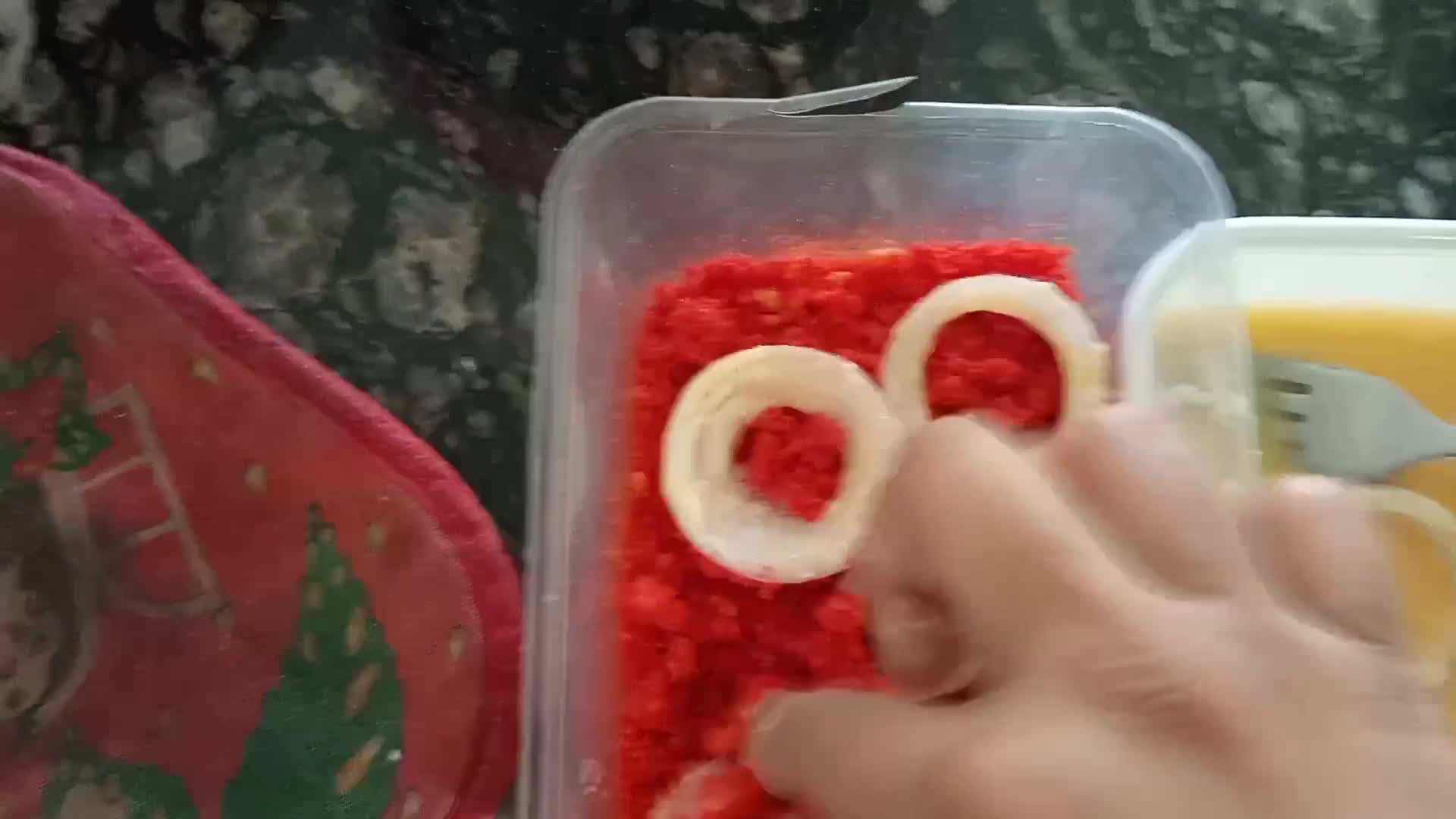 A picture of step 4 of Cheetos onion rings.