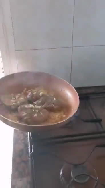 Φωτογραφία βήματος 4 της συνταγής Βοδινό φιλέτο Diane με μανιταράκια και φρέσκια κρέμα