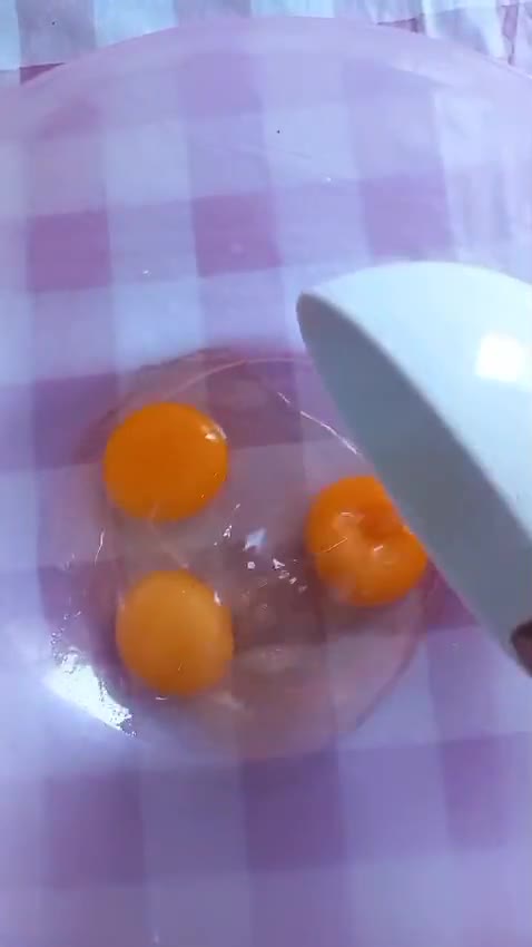صورة لخطوة 1 من وصفة مبروشه🍒 او (حجار القلعه) ❤🥰