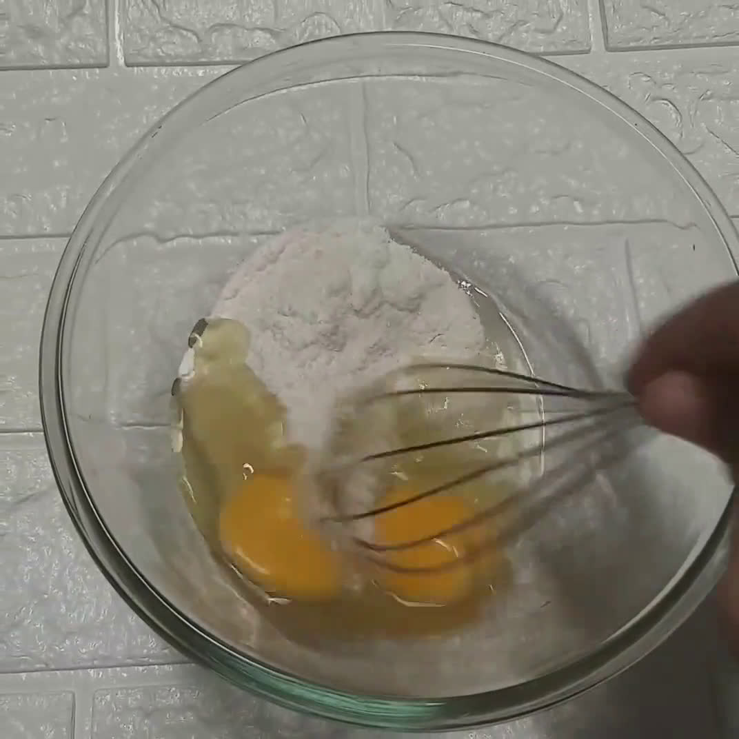 Foto langkah ke 3 dari resep Brownies Panggang Takaran Sendok.