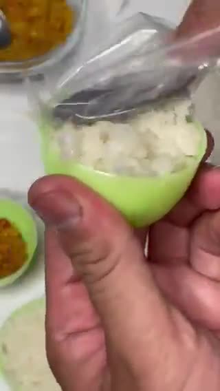 Foto langkah ke 7 dari resep 127. Ketan Serundeng.