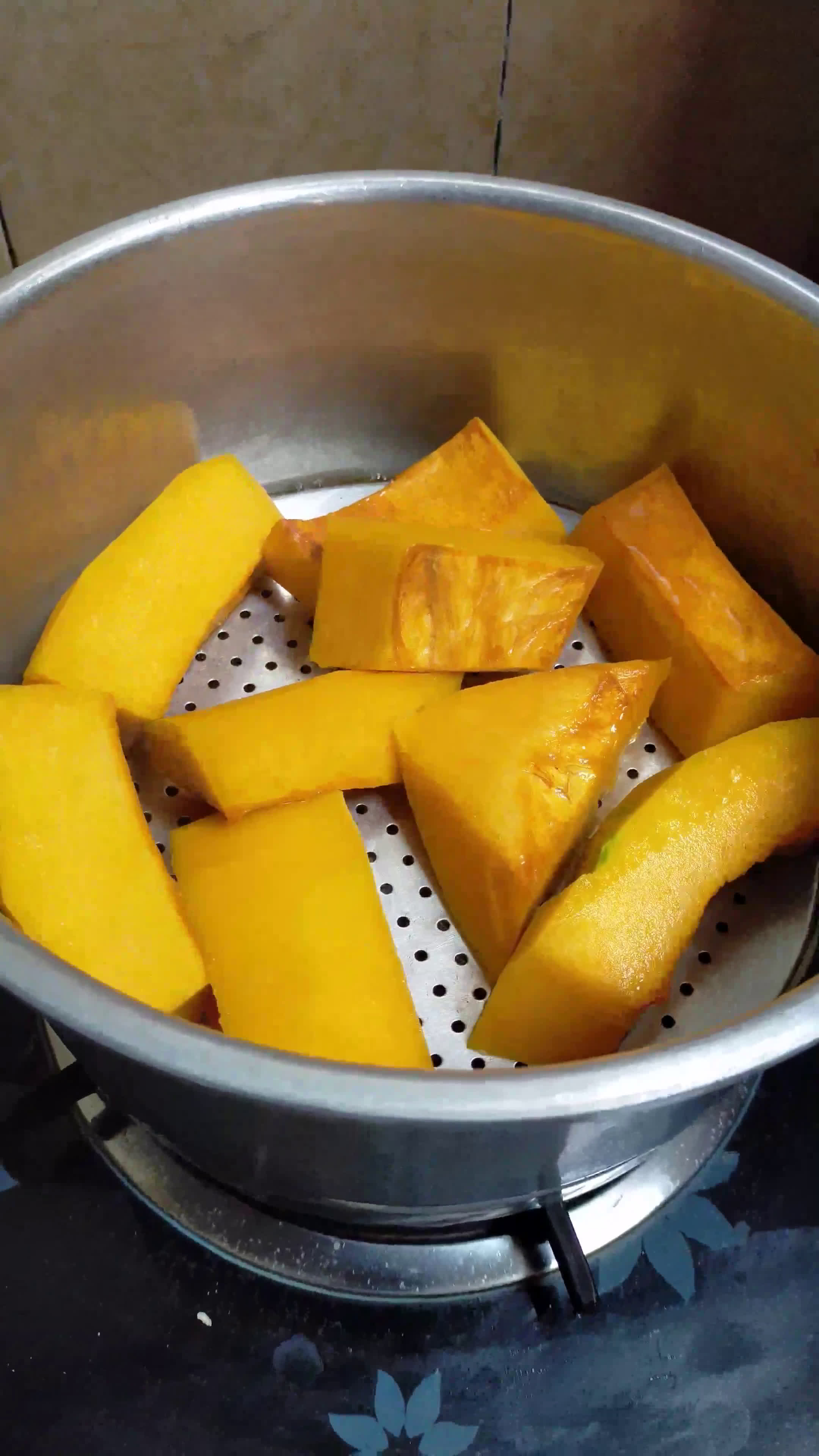Foto langkah ke 1 dari resep Sup Labu Ricotta.