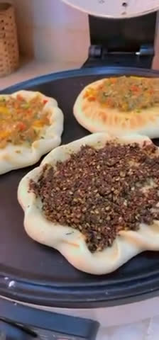 صورة لخطوة 4 من وصفة معجنات سوريه