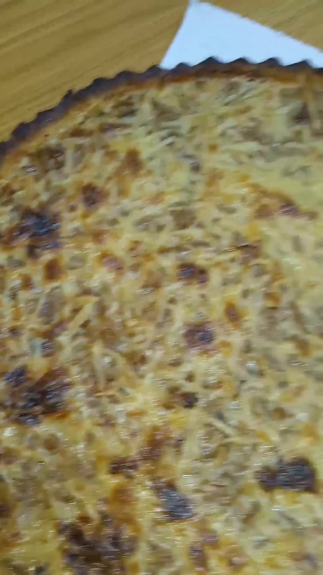 Une image de l'étape 12 de Quiche aux oignons mauves 🧅🧅🧅🧅.