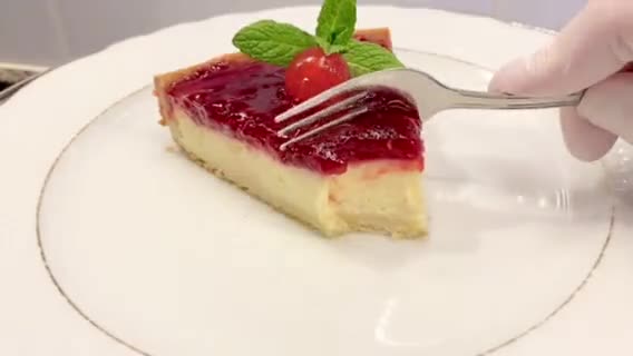 Foto del paso 11 de la receta: Tarta de yogur con mermelada de frambuesas