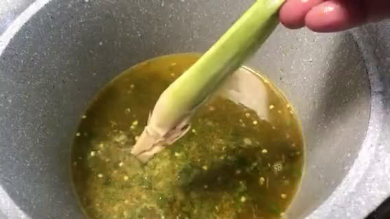 Gambar langkah 1 resipi Masak Lemak Cili Api Telur Masin.